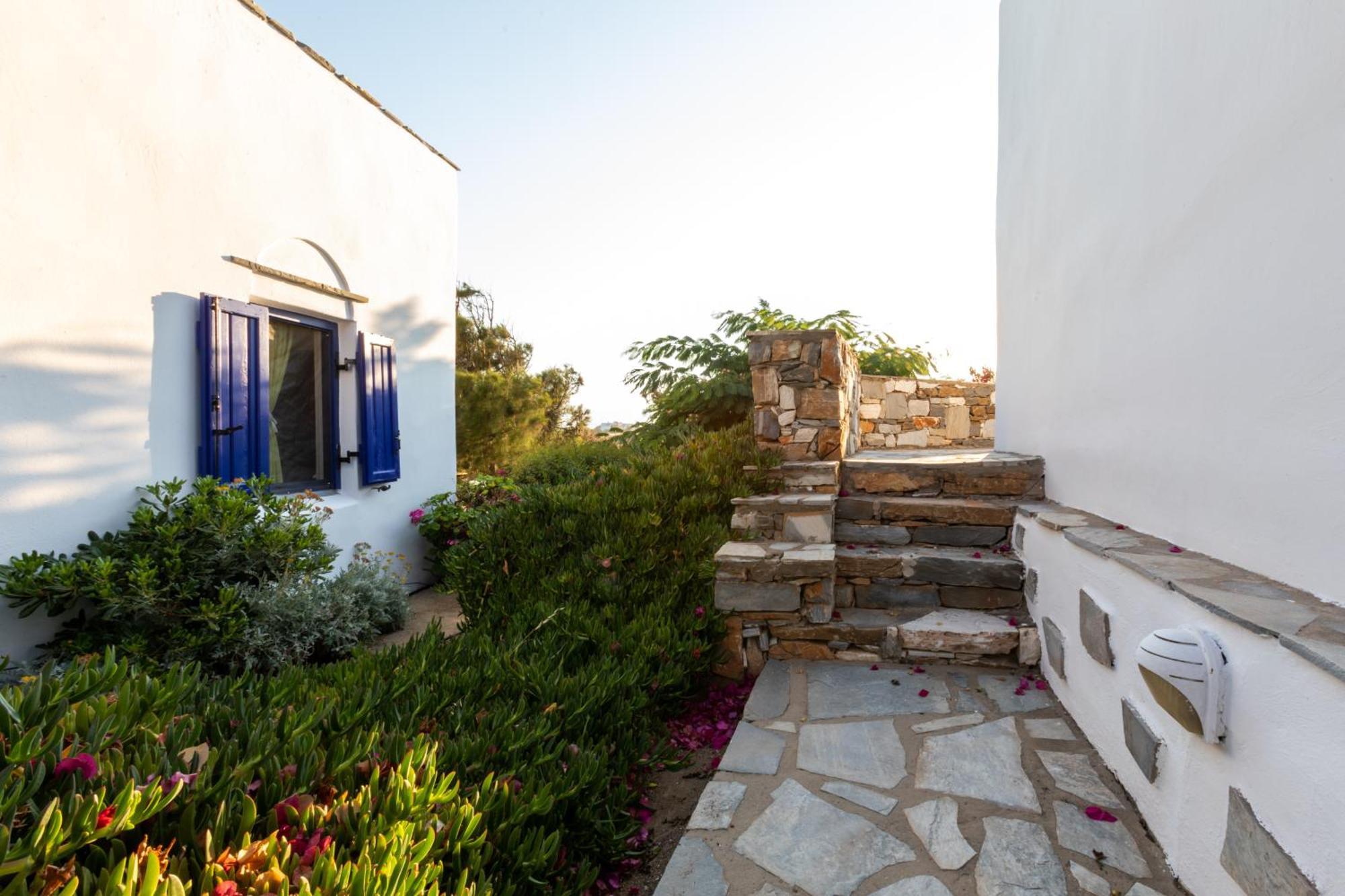 סטלידה Sunrock Suites מראה חיצוני תמונה